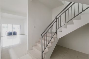 [ GATED GUARDED ] Double Storey Terrace House @ Scientex Meru, Ipoh