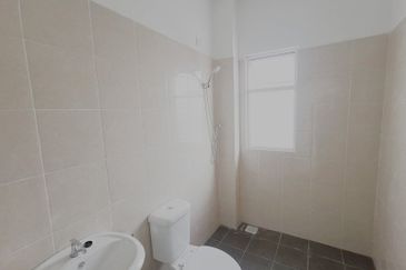 [ GATED GUARDED ] Double Storey Terrace House @ Scientex Meru, Ipoh