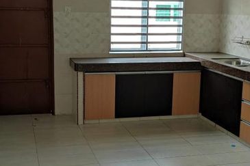 Freehold Single Storey Semi D, 3600sqft, Gated and Guarded