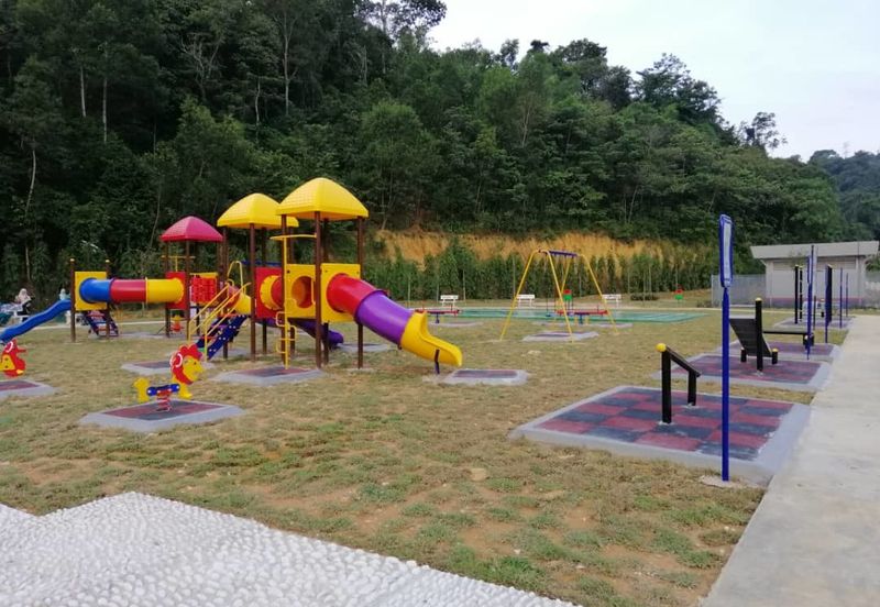 Double Storey, 4 Room 3 Bath @ Taman Sanctuary Garden, Ipoh