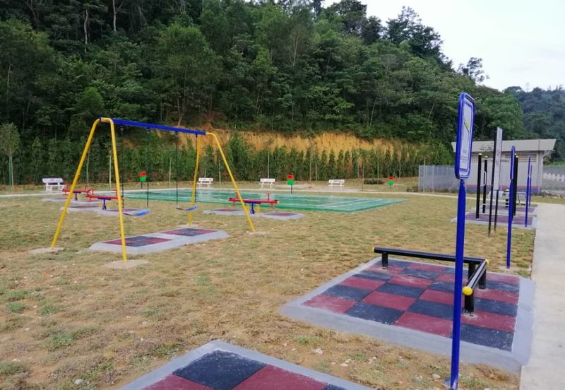 Double Storey, 4 Room 3 Bath @ Taman Sanctuary Garden, Ipoh