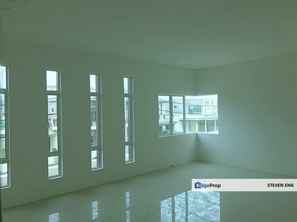 (Freehold) 3 Storey Semi-D Tasek Square Ipoh, Perak, Ipoh