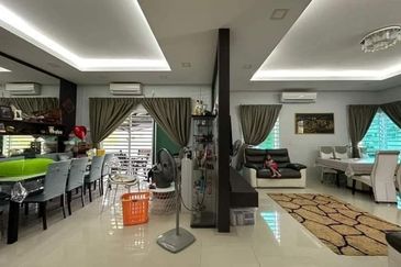 Rumah Berkembar Setingkat, Sri Klebang, Chemor (Corner Lot)