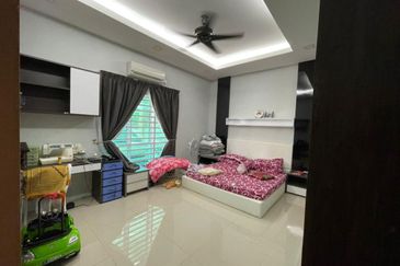 Rumah Berkembar Setingkat, Sri Klebang, Chemor (Corner Lot)