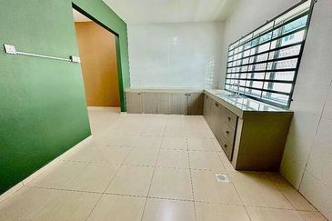 Taman SS2 Residence Double Storey Endlot,@ Sg Siput (U)