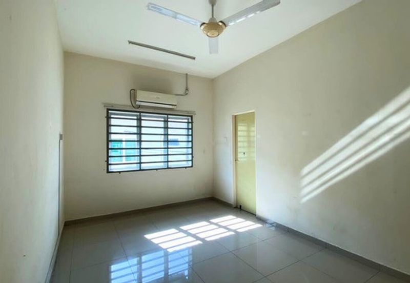 Sg Siput (U) Double Storey Endlot