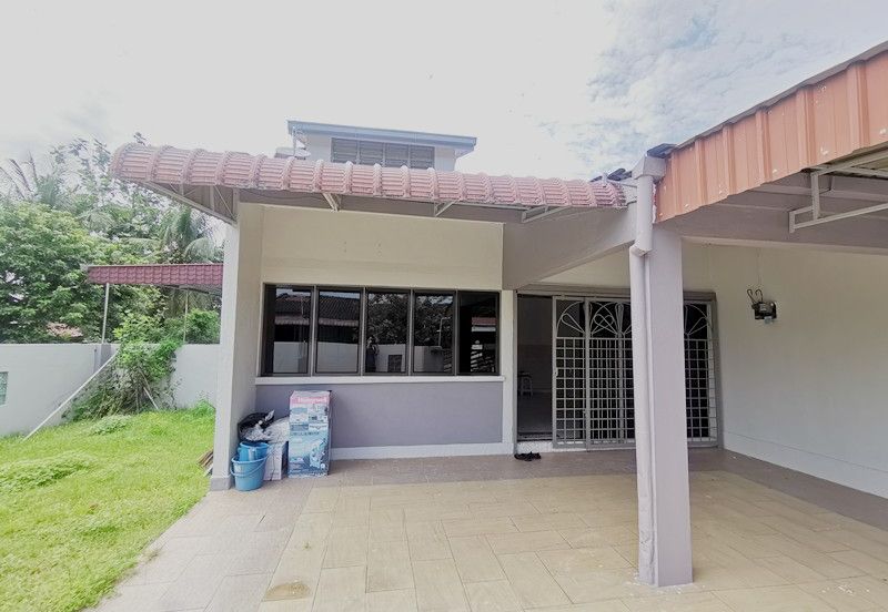 Room For Rent @ Gunung Rapat, Rapat Setia, Ampang (Fully Furnished)