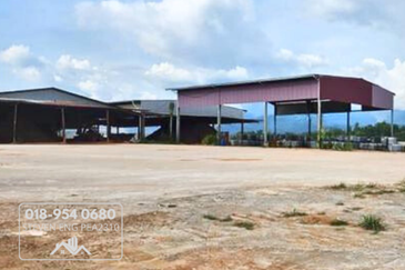 Tapah Industrial Land 4 Acres with Factory and Warehouse facilities