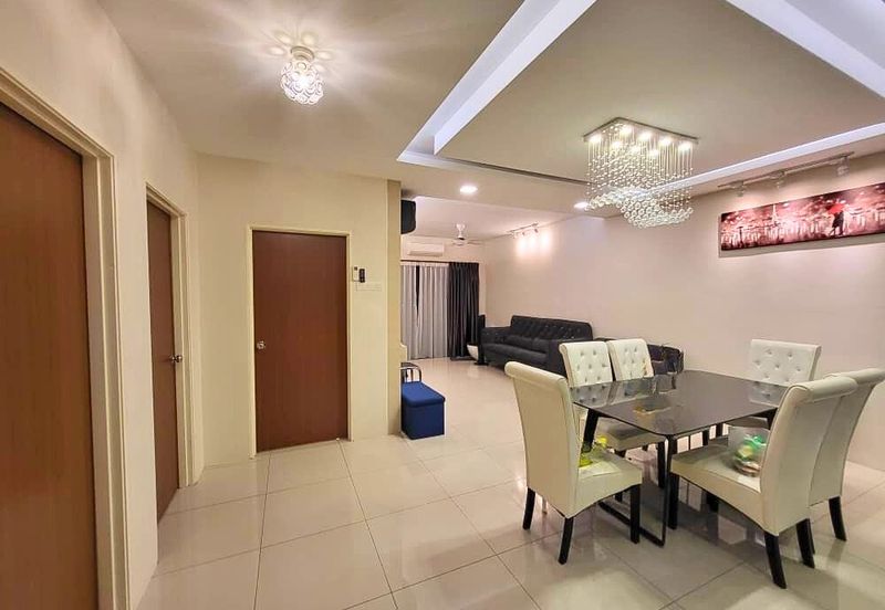 Manhattan Condominium