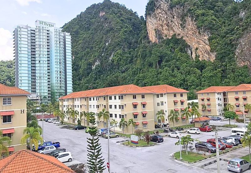 Permai Lake View Apartments