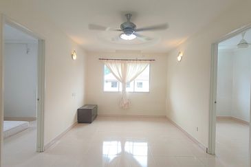 Permai Lake View Apartments