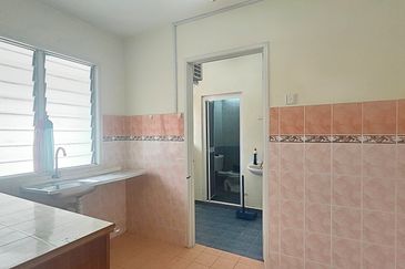 Permai Lake View Apartments