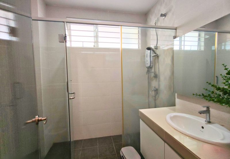 PANORAMA LAPANGAN SAUJANA (GREEN PARK)