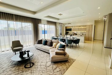 Kajang, Bangi, Beside UKM