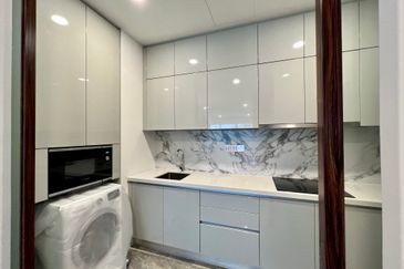 Face Platinum Suites