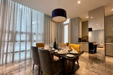 Face Platinum Suites