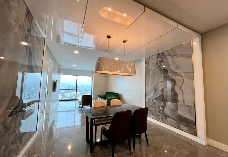 Face Platinum Suites