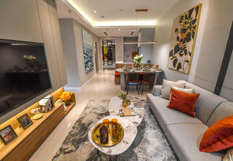 Skyline Kuchai, Kuchai Lama Centre, 400M To MRT 2 & 3,High Rental & ROI,Free Furniture