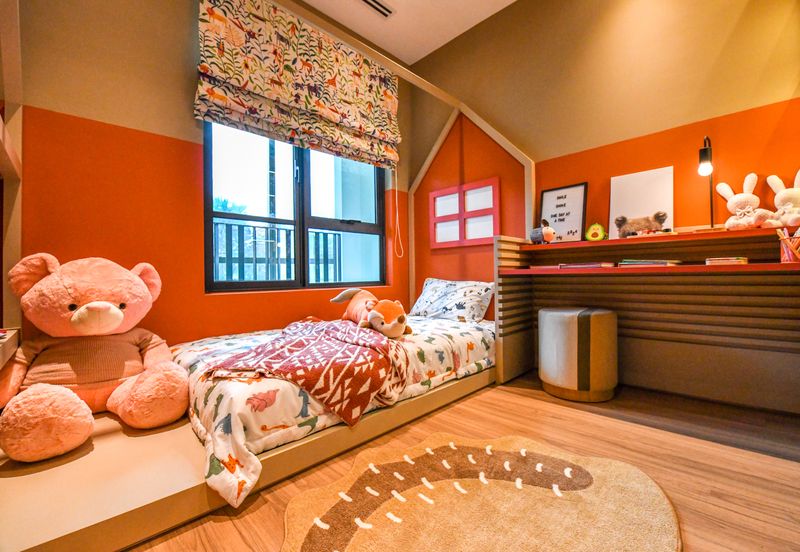 Skyline Kuchai, Kuchai Lama Centre, 400M To MRT 2 & 3,High Rental & ROI,Free Furniture