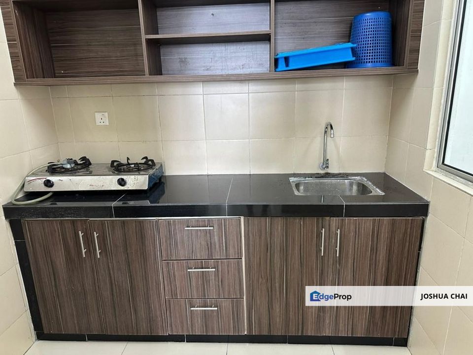 🏡 Spacious 3-Bedroom Condo Near MMU, Cyberjaya – Fully Furnished, Selangor, Cyberjaya