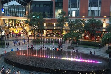 Tenanted Shop Lot Unit in Plaza Arkadia for Sale