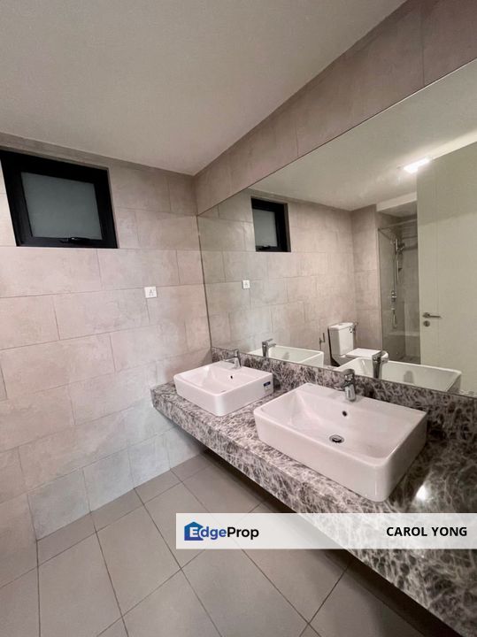 Just Listed! Partly Furnished Unit with meticulous maintain condition, Kuala Lumpur, Desa Parkcity