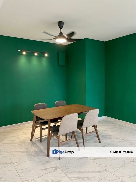 Just Listed! Partly Furnished Unit with meticulous maintain condition, Kuala Lumpur, Desa Parkcity