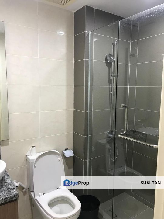 D【5 Big Rooms】Double Height Ceiling Modern and Stylish 3-Storey Home Perfect for Family Living!, Kuala Lumpur, Sungai Besi