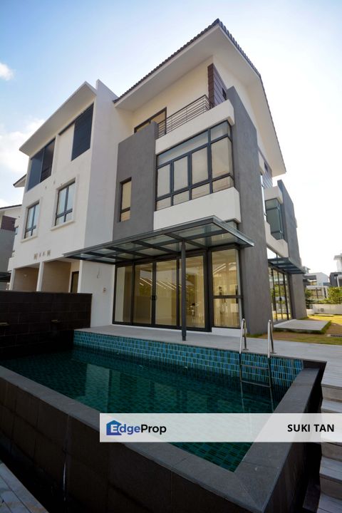 G【A Luxurious Home!】Expansive Semi-D with Lift, Pool, and Underground Parking for 7 Cars, Kuala Lumpur, Sungai Besi