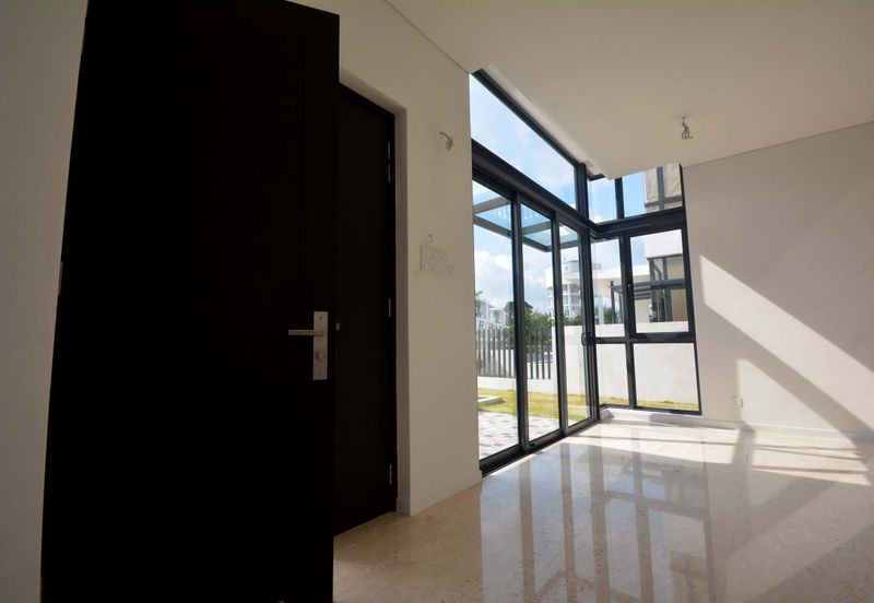 The Grove @ Lake Fields