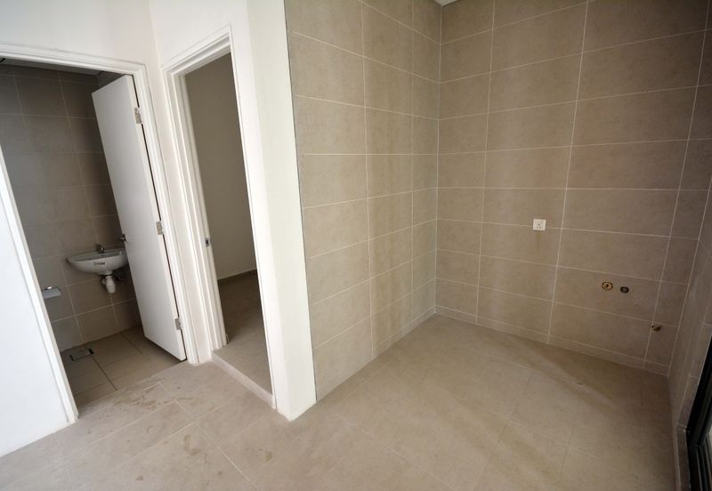 The Grove @ Lake Fields