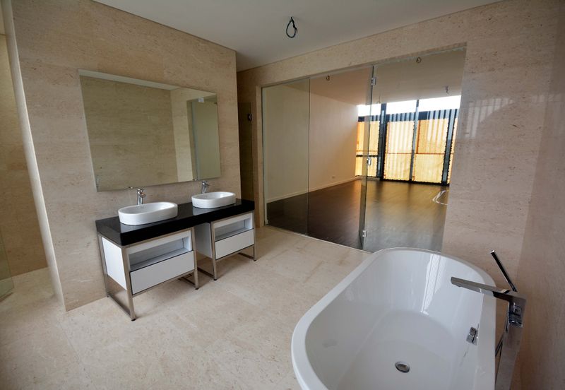 The Grove @ Lake Fields