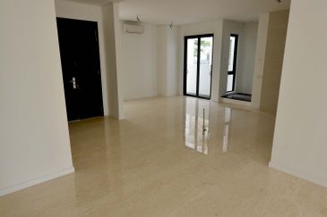 The Grove @ Lake Fields