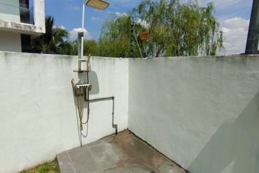 The Grove @ Lake Fields