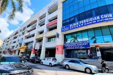 Krystal Point Commercial Centre