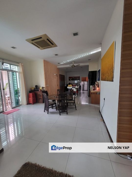 Bluwater Estate @ The Mines bungalow with swimming pool for sale, Selangor, Seri Kembangan
