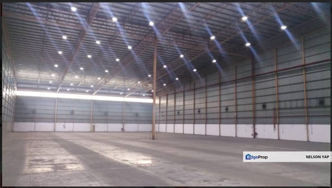 Taman Perindustrian Puchong - detached warehouse for rent , Selangor, Puchong