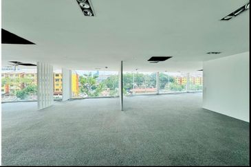 HiCom-Glenmarie Industrial Park