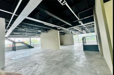 HiCom-Glenmarie Industrial Park