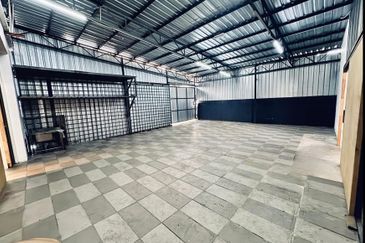 HiCom-Glenmarie Industrial Park