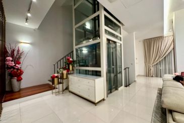 Duta Villa, Setia Alam