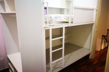 Duta Villa, Setia Alam