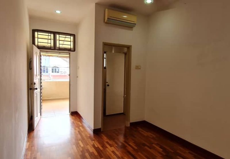 Taman Puchong Hartamas