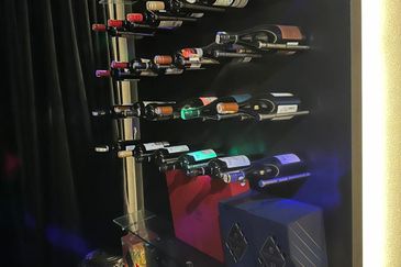 Duta Villa, Setia Alam