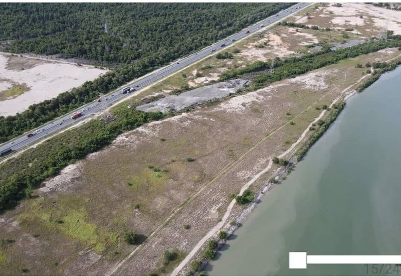 West Port, Pulau Indah