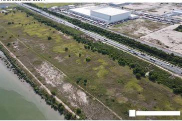 West Port, Pulau Indah