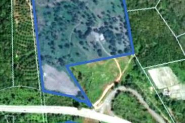 Kerling - Selangor - Daerah Hulu Selangor - 6.83 acres and 27.8 acres Freehold title industrial land for sale