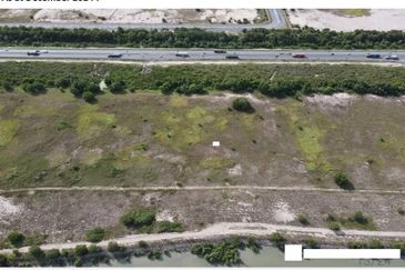 West Port, Pulau Indah