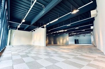 HiCom-Glenmarie Industrial Park