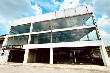 HiCom-Glenmarie Industrial Park